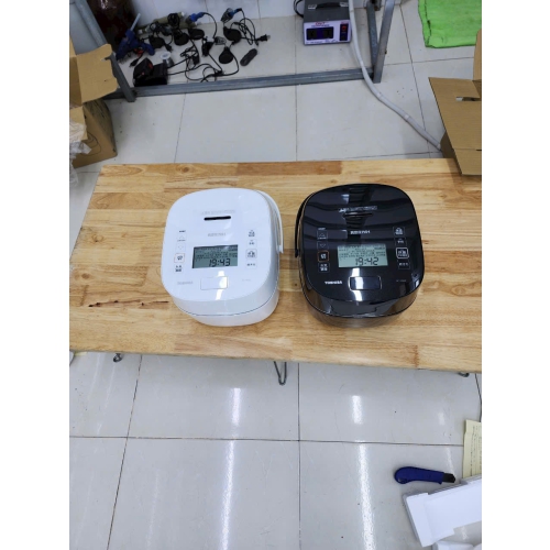 Nồi cơm điện Toshiba 1L nội địa Nhật - màu trắng 